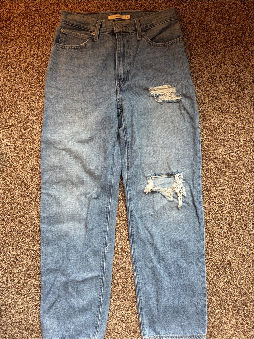 Levi’s Distressed High-Waist Baggy 94 Jeans